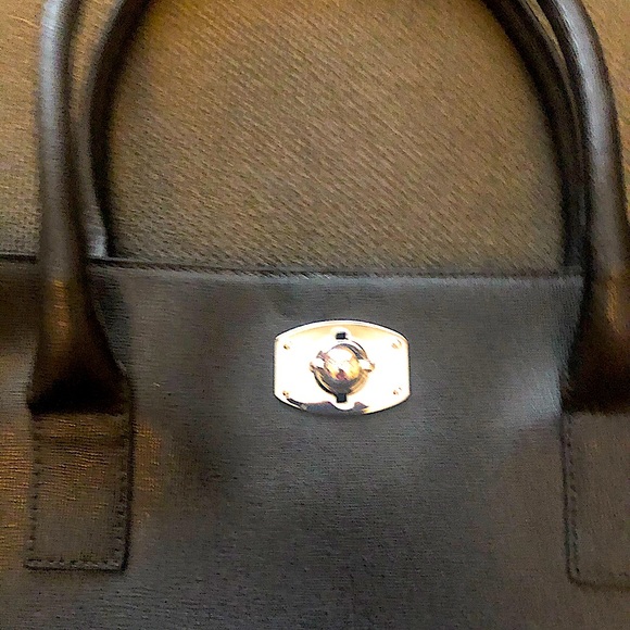 Stunning Furla Large Handbag- NEW w/out tags - Picture 3 of 3